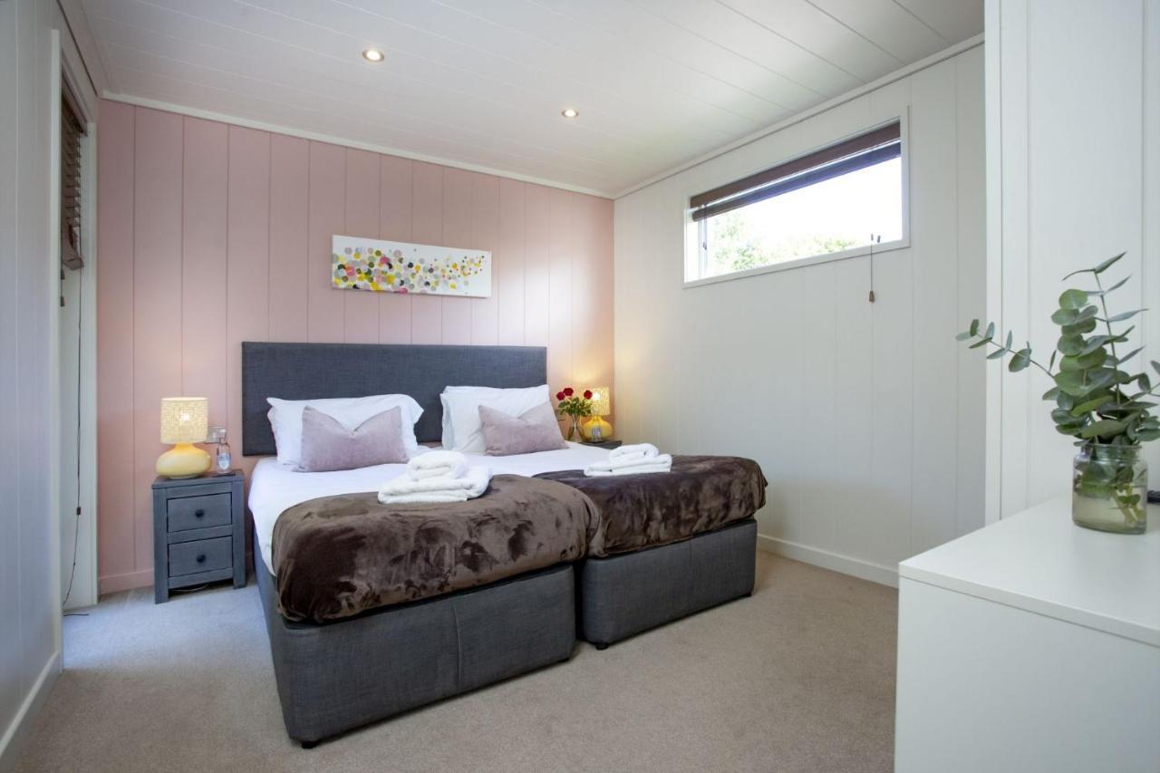 Whileaway Lodge, Strawberryfield Park Cheddar Bagian luar foto